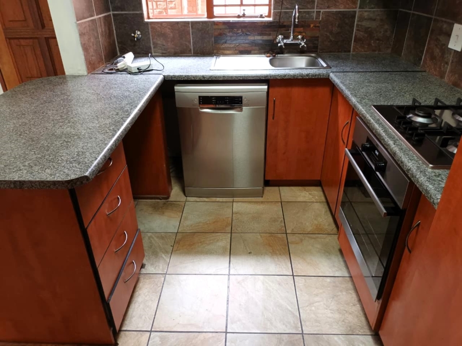 To Let 2 Bedroom Property for Rent in Moreleta Park Gauteng