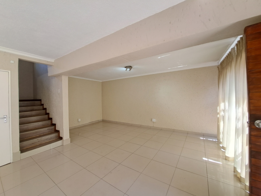 3 Bedroom Property for Sale in Morningside Manor Gauteng