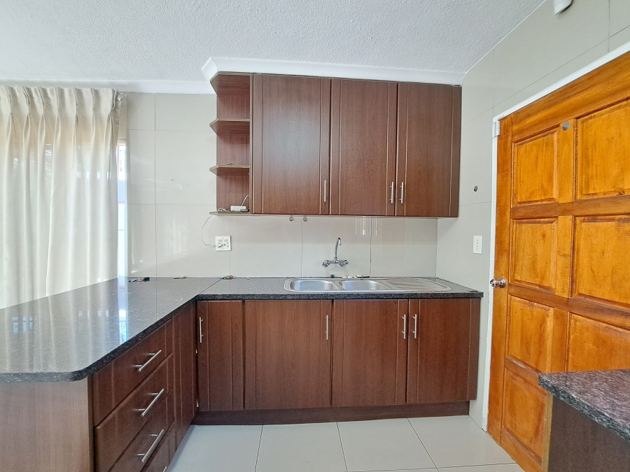 3 Bedroom Property for Sale in Morningside Manor Gauteng