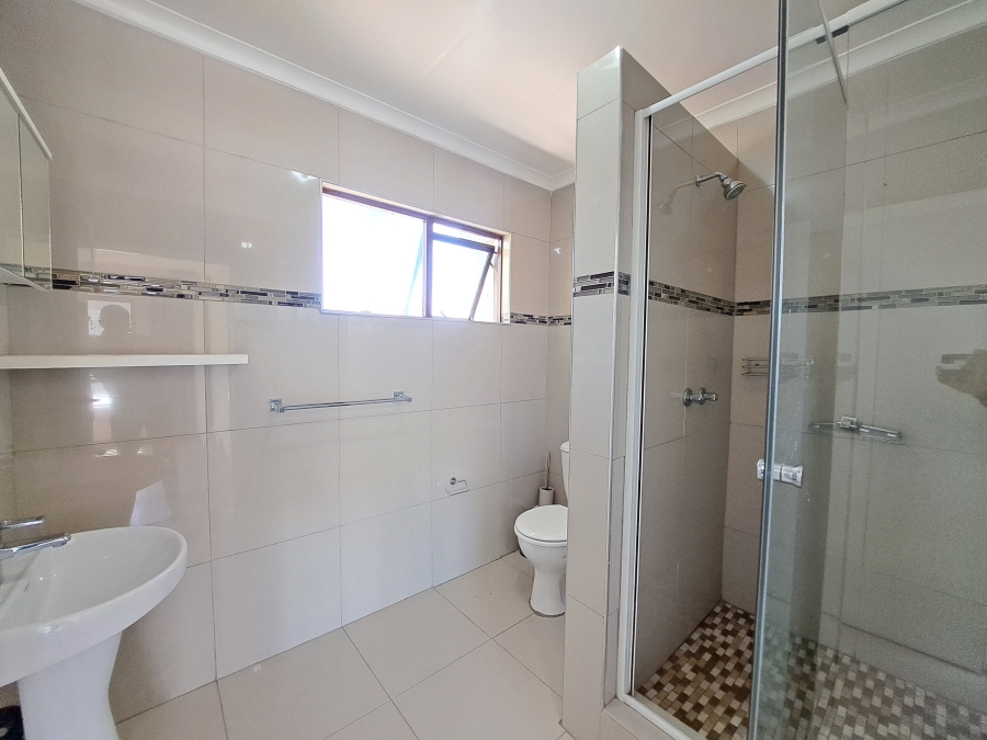 3 Bedroom Property for Sale in Morningside Manor Gauteng