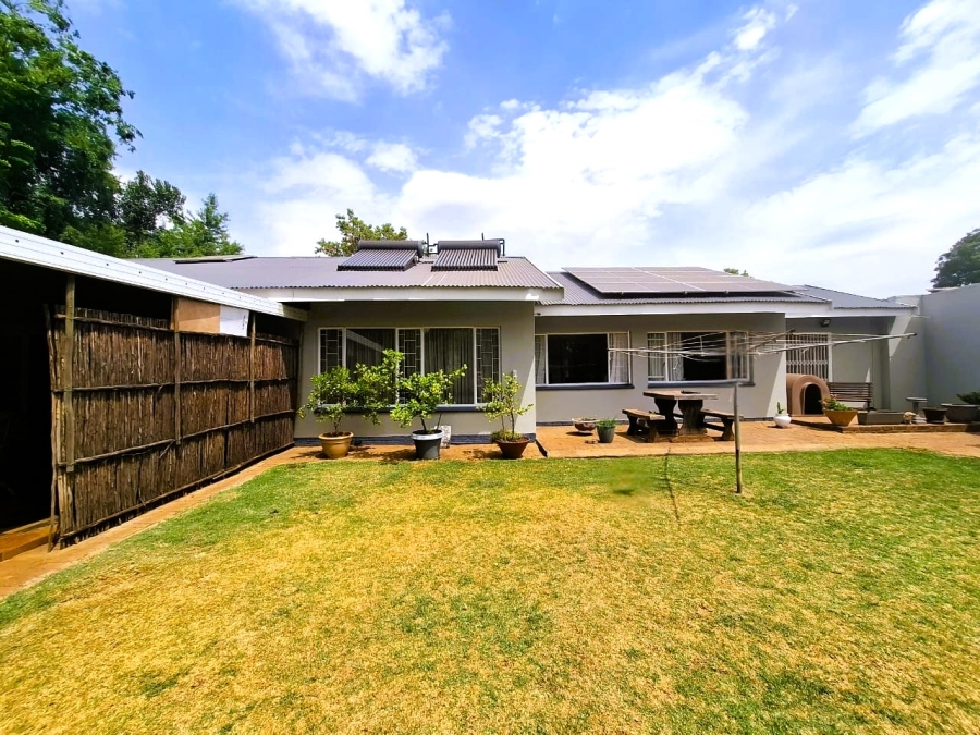 4 Bedroom Property for Sale in Meyerton Central Gauteng