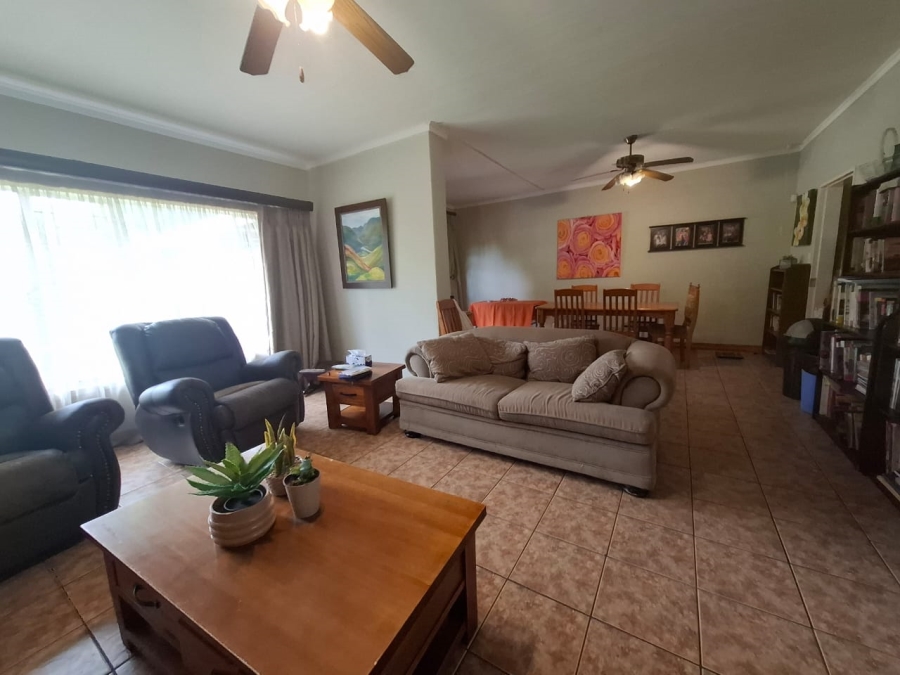 4 Bedroom Property for Sale in Meyerton Central Gauteng