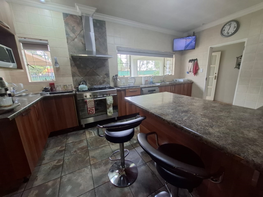 4 Bedroom Property for Sale in Meyerton Central Gauteng