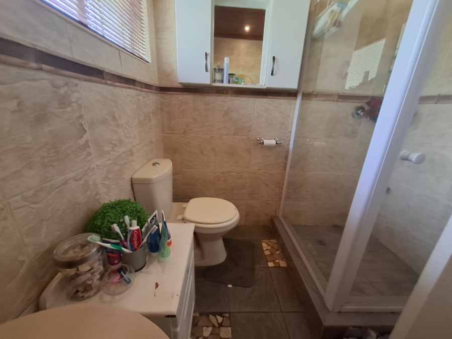 4 Bedroom Property for Sale in Meyerton Central Gauteng