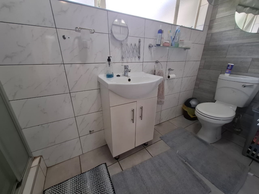 4 Bedroom Property for Sale in Meyerton Central Gauteng