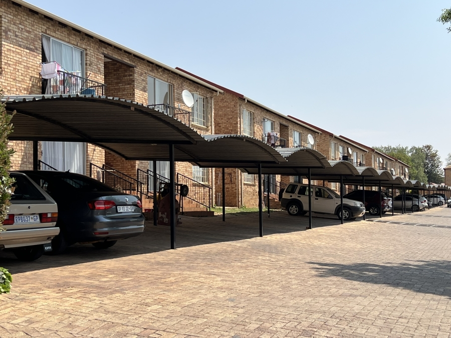 2 Bedroom Property for Sale in Northgate Gauteng
