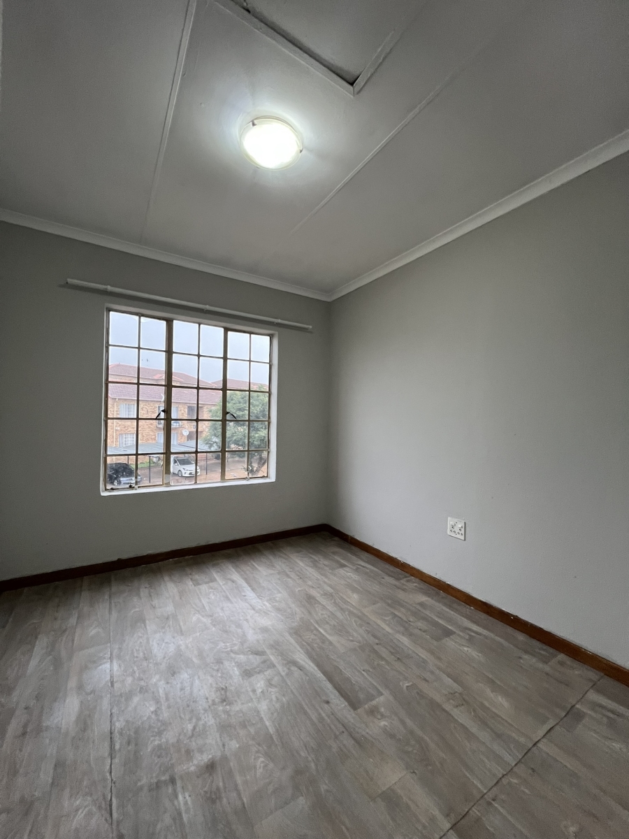 To Let 2 Bedroom Property for Rent in Northgate Gauteng