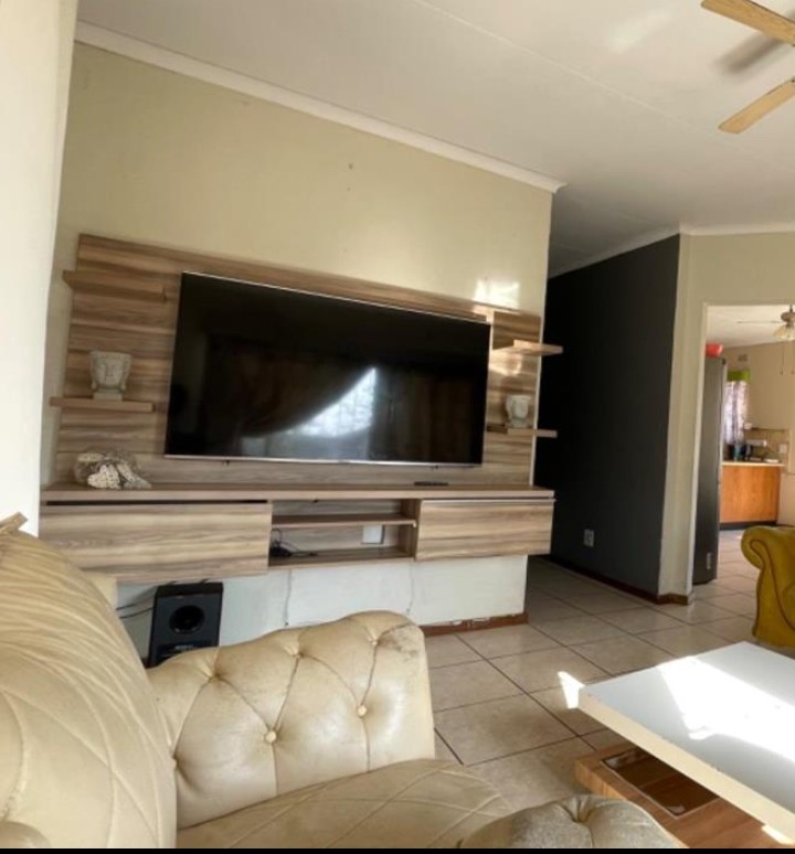 3 Bedroom Property for Sale in Meyerton Park Gauteng