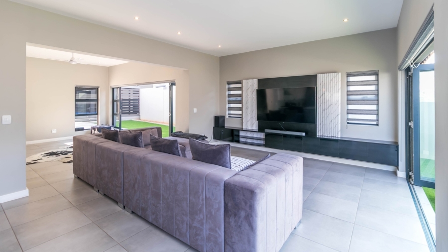 3 Bedroom Property for Sale in Olivedale Gauteng