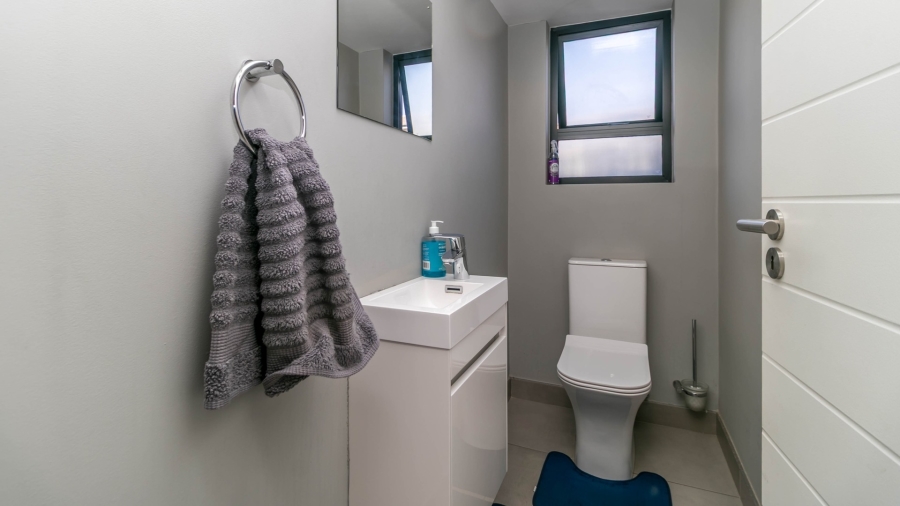 3 Bedroom Property for Sale in Olivedale Gauteng