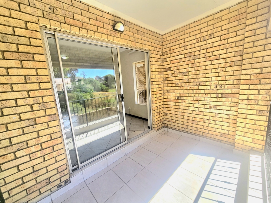 2 Bedroom Property for Sale in Vanderbijlpark SW 5 Gauteng