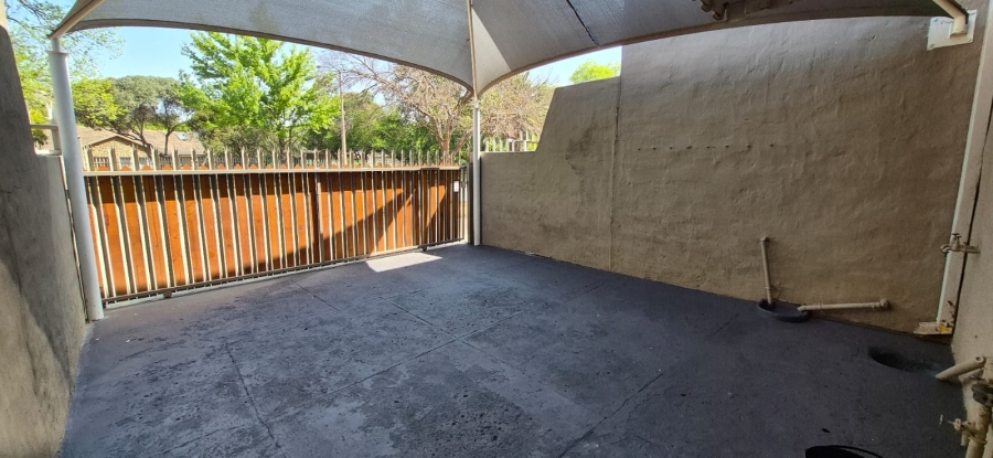 2 Bedroom Property for Sale in Meyerton Central Gauteng