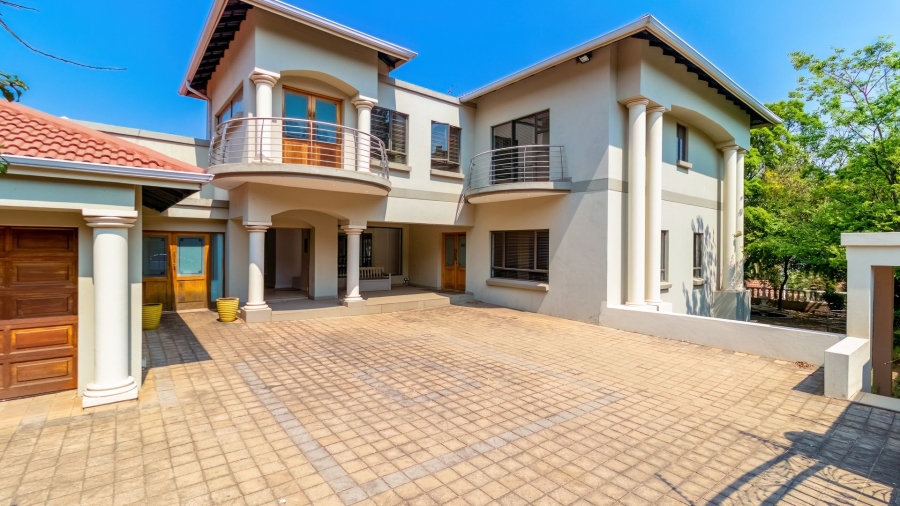 8 Bedroom Property for Sale in Bedfordview Gauteng