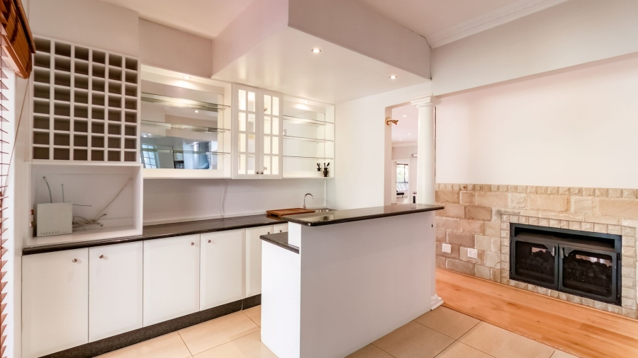 8 Bedroom Property for Sale in Bedfordview Gauteng