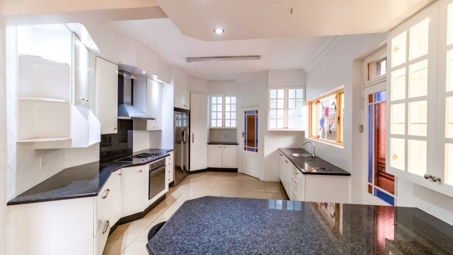 8 Bedroom Property for Sale in Bedfordview Gauteng