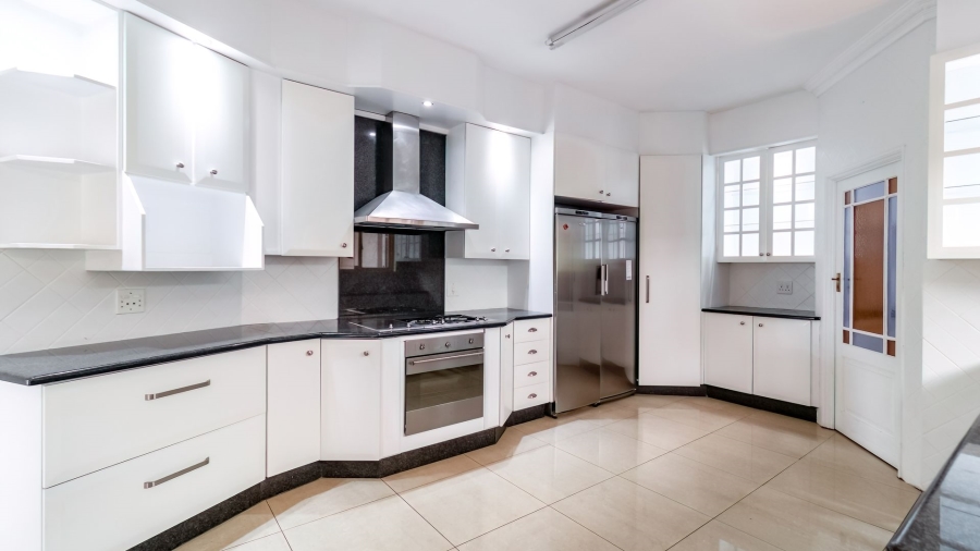 8 Bedroom Property for Sale in Bedfordview Gauteng