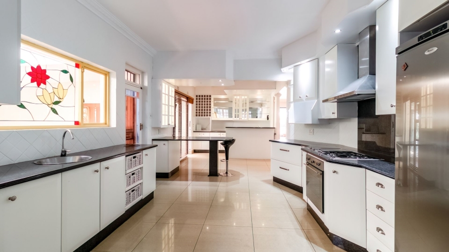 8 Bedroom Property for Sale in Bedfordview Gauteng