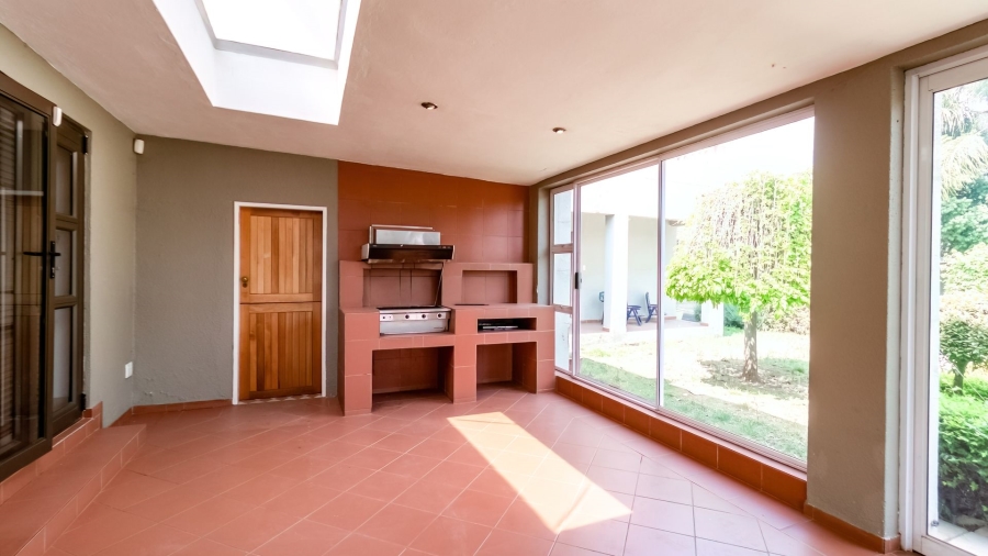 8 Bedroom Property for Sale in Bedfordview Gauteng