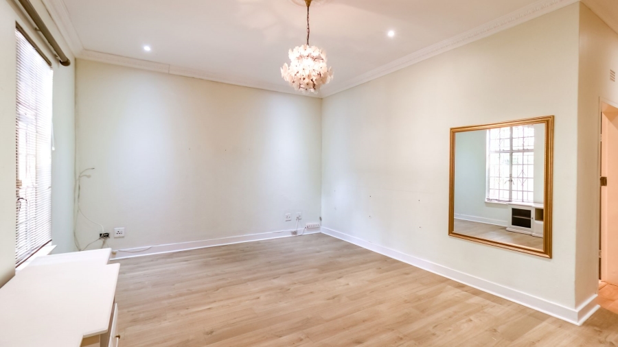 8 Bedroom Property for Sale in Bedfordview Gauteng