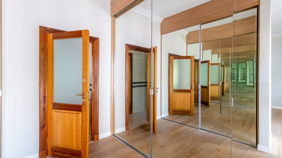 8 Bedroom Property for Sale in Bedfordview Gauteng