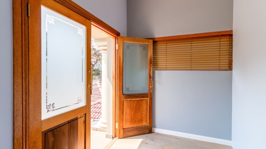 8 Bedroom Property for Sale in Bedfordview Gauteng