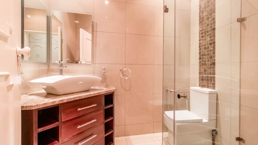 8 Bedroom Property for Sale in Bedfordview Gauteng