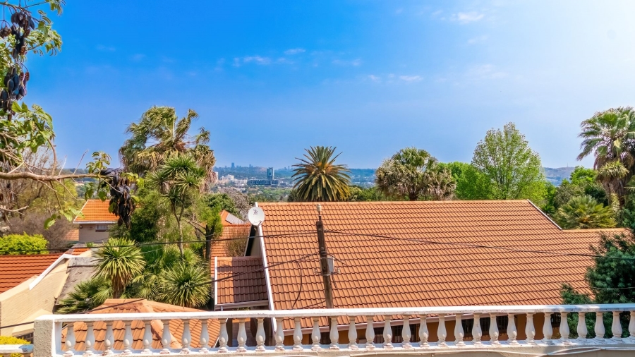 8 Bedroom Property for Sale in Bedfordview Gauteng