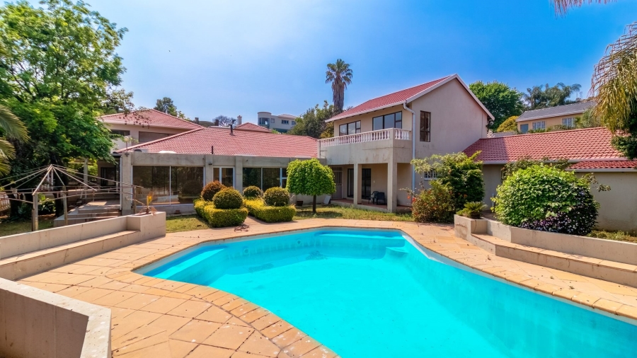 8 Bedroom Property for Sale in Bedfordview Gauteng