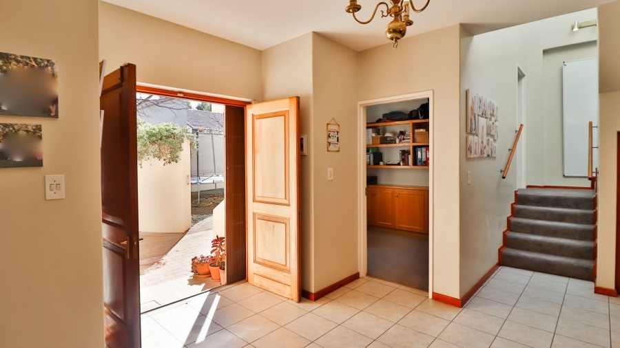 3 Bedroom Property for Sale in Rivonia Gauteng