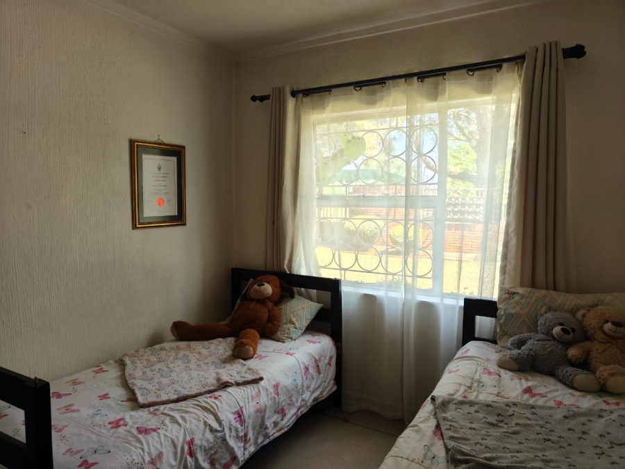 To Let 3 Bedroom Property for Rent in Three Rivers Proper Gauteng