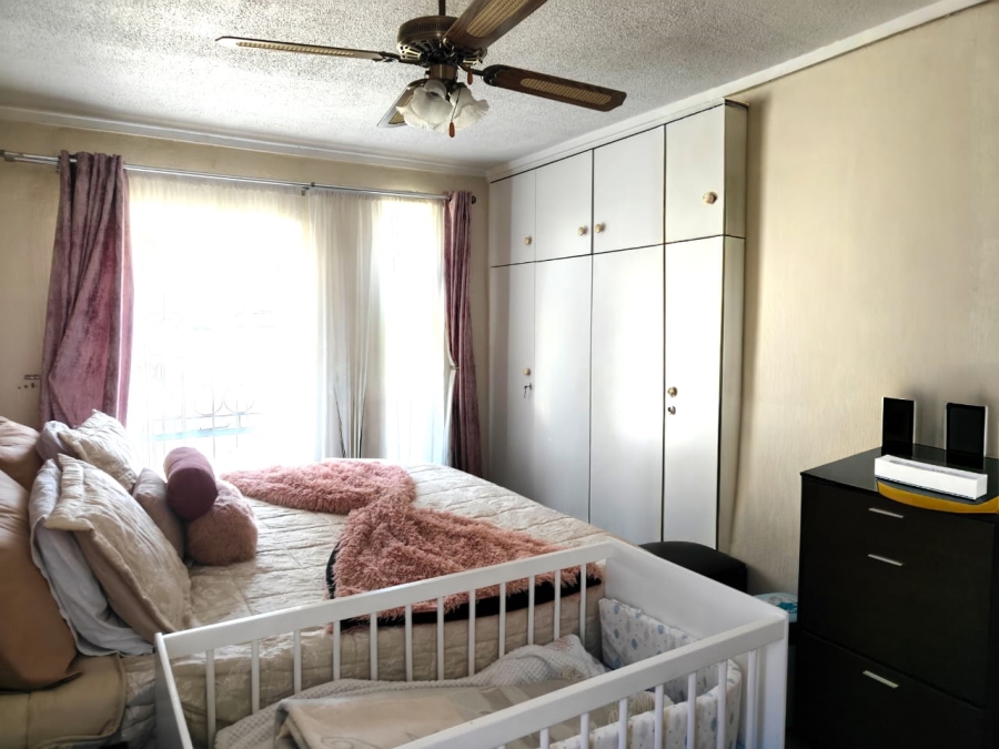 To Let 3 Bedroom Property for Rent in Three Rivers Proper Gauteng