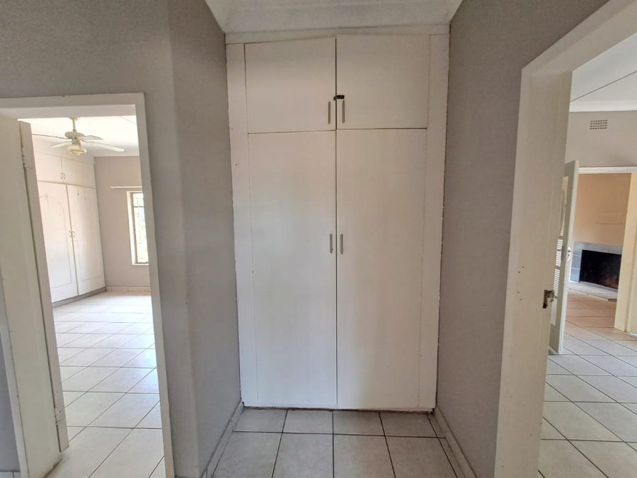 To Let 3 Bedroom Property for Rent in Three Rivers Gauteng