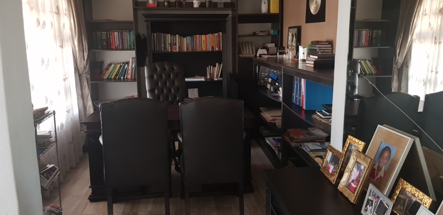 To Let 3 Bedroom Property for Rent in Brackenhurst Gauteng