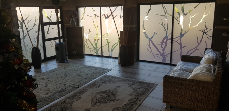 To Let 3 Bedroom Property for Rent in Brackenhurst Gauteng
