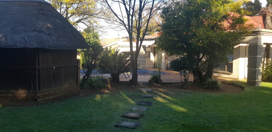 To Let 3 Bedroom Property for Rent in Brackenhurst Gauteng