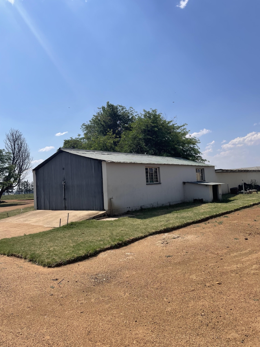 Commercial Property for Sale in Rietfontein AH Gauteng