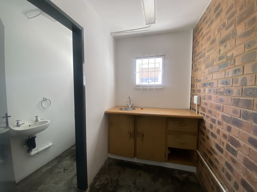 To Let Commercial Property for Rent in Sebenza Gauteng