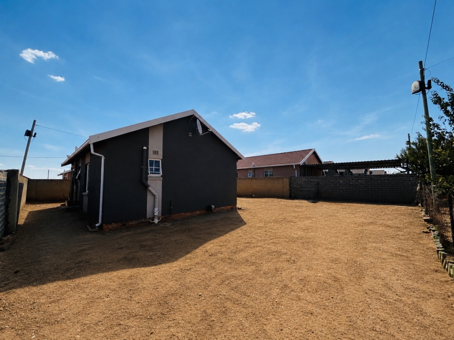 3 Bedroom Property for Sale in Savanna City Gauteng