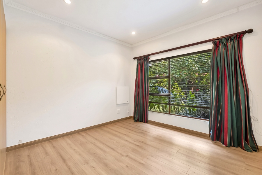 3 Bedroom Property for Sale in Linden Gauteng