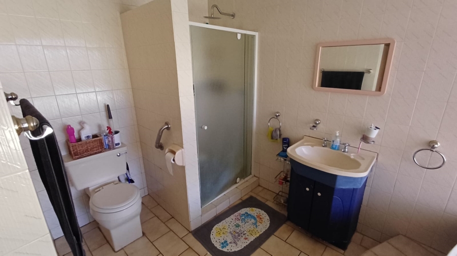 4 Bedroom Property for Sale in Amandasig Gauteng