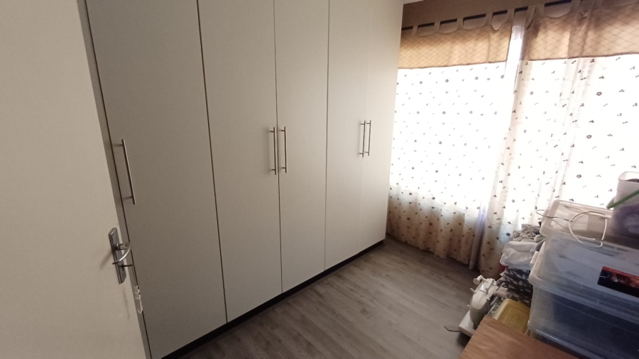 4 Bedroom Property for Sale in Amandasig Gauteng