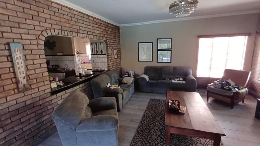 4 Bedroom Property for Sale in Amandasig Gauteng