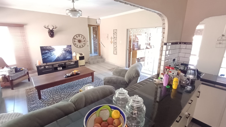 4 Bedroom Property for Sale in Amandasig Gauteng