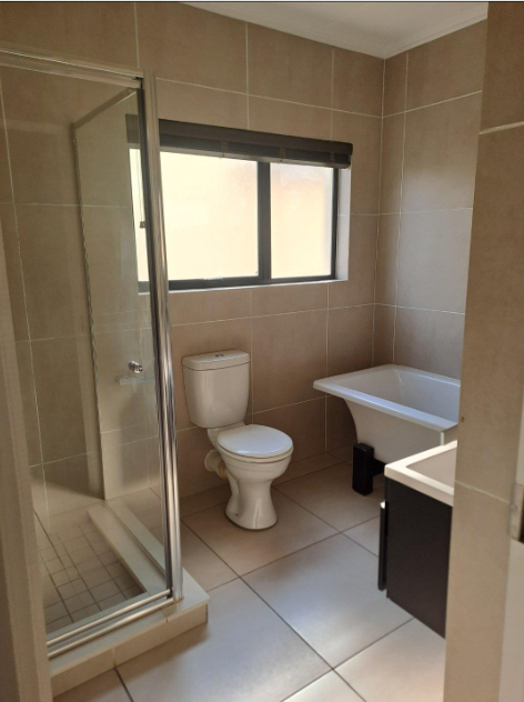 To Let 2 Bedroom Property for Rent in Kyalami Hills Gauteng
