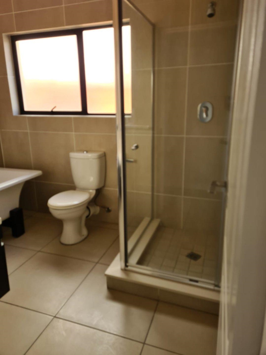 To Let 2 Bedroom Property for Rent in Kyalami Hills Gauteng