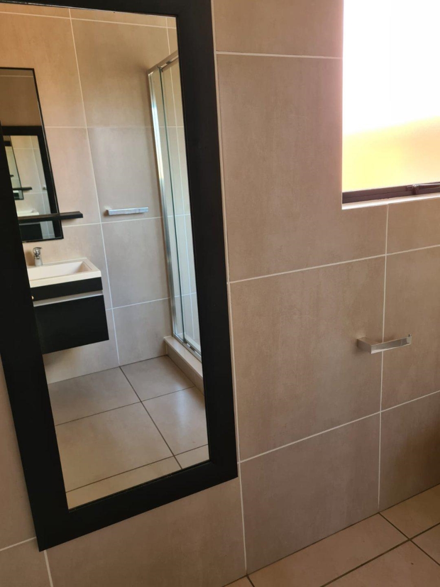 To Let 2 Bedroom Property for Rent in Kyalami Hills Gauteng