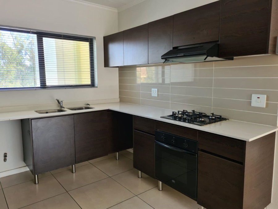 To Let 2 Bedroom Property for Rent in Kyalami Hills Gauteng