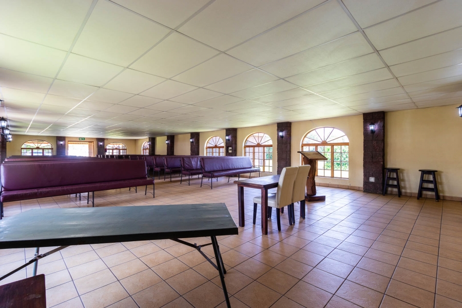 11 Bedroom Property for Sale in Tedderfield A H Gauteng
