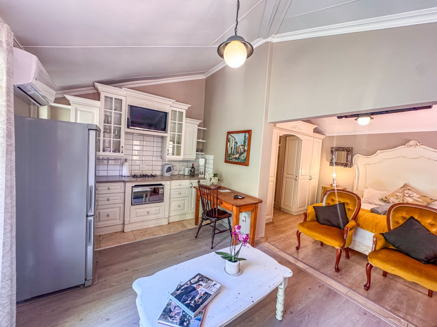 To Let 1 Bedroom Property for Rent in Silver Lakes Golf Estate Gauteng