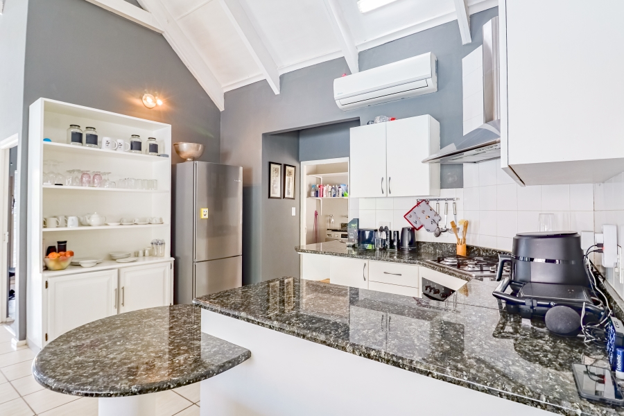 To Let 3 Bedroom Property for Rent in Silver Lakes Golf Estate Gauteng